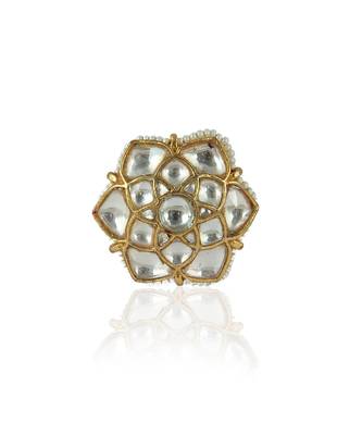 White Flower Ring 2