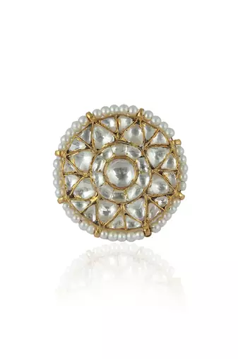 Jadatr Stone Ring With Pearl Border