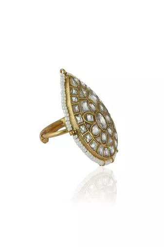 White Moti With Jadtar Stone Ring