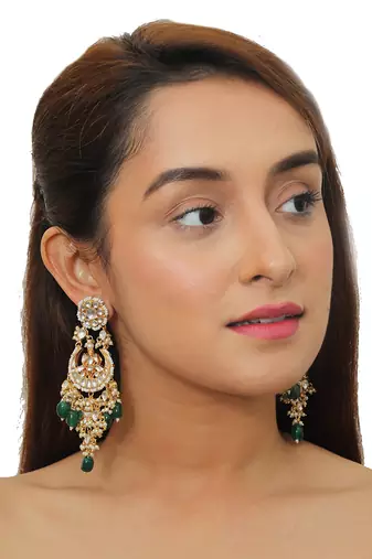 White Jadtar Stone Necklace Set With Green Beads