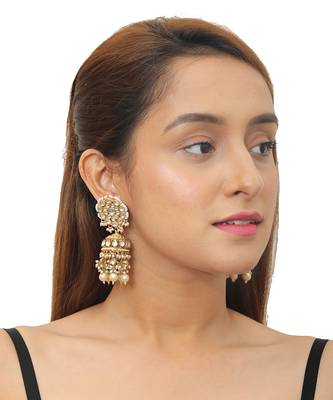 White Flower With Jadtar Stone Necklace Set 2