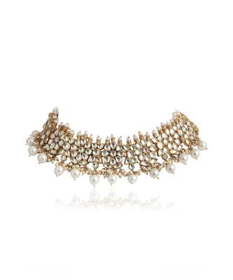 White Flower With Jadtar Stone Necklace Set 3