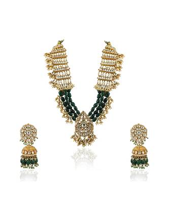 Long Necklace Set With Green Beads And White Jadtar Stone 4