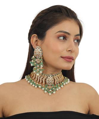 Festive Necklace Set In  Gold Plating, Carved Uniquely With Sea Green Beads And Pearls 1