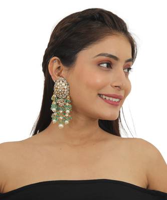 Festive Necklace Set In  Gold Plating, Carved Uniquely With Sea Green Beads And Pearls 5
