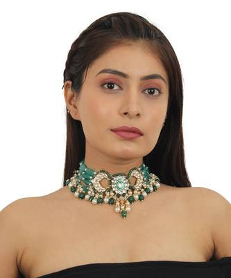 Green Choker Necklace Set With Chand Design In  Gold Plating 5