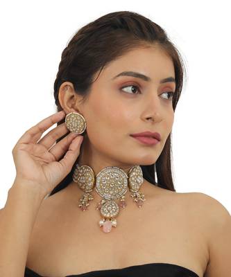 Round Necklace Set With Pastel Pink Beads 1