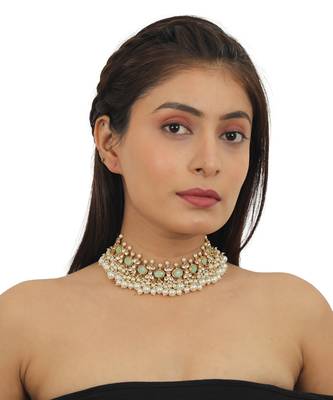Light Green Choker Set With White Pearl 2