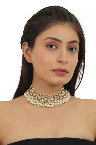 Light Green Choker Set With White Pearl