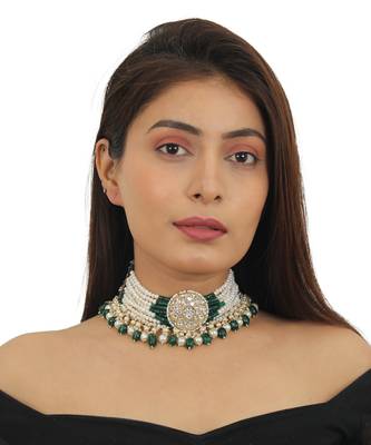 White Choker Set With Small Dark Green And Pearl Line Beadded Green Beads And Pearl 5