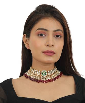 Red Beads With Green Meenakari White Jadtar Choker Set 5