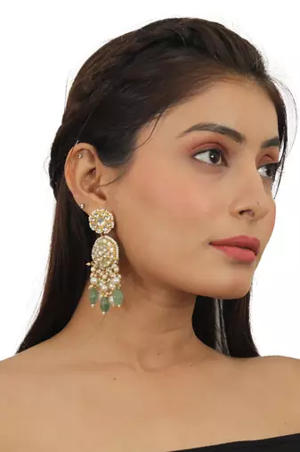 Square Shape White Jadtar Stone With Sea Green Beads Choker Set