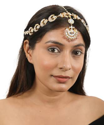 White Chand Mathapatti With Pastel Pink Small Hangings 1