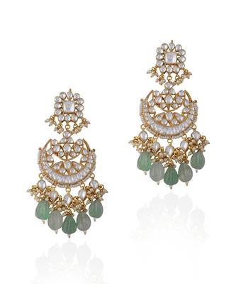 White Jadtar Necklace Set With Jade Green Drops And Chandbali Earrings 4