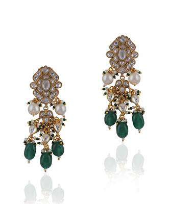 Delicately Designed Earings With Emerald Green And Pearl Drops 2