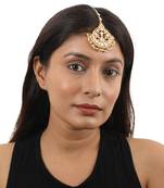 White Jadtar Maangtikka