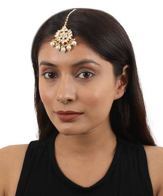 White Pearl Small Maangtikka 1