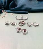 Silver toe-rings