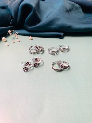 Silver toe-rings 2