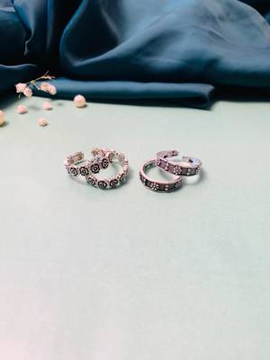 Silver toe-rings 1