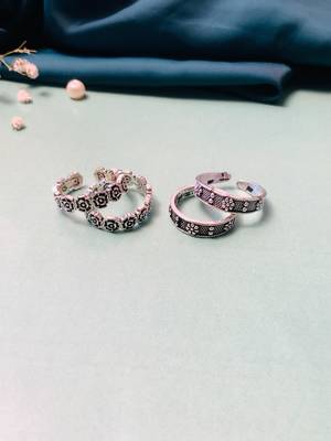 Silver toe-rings 2