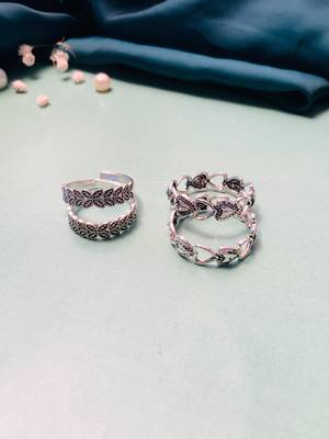 Silver toe-rings 2