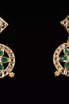 White zircon   chokers