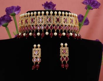 White zircon   chokers 1