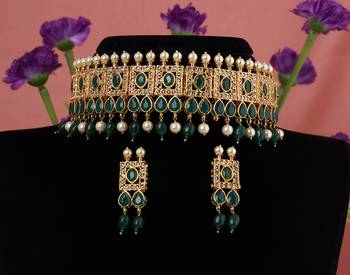White zircon   chokers 1