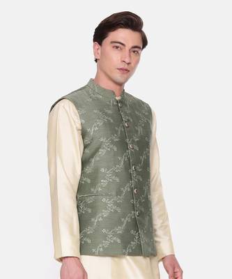 Green Chanderi Embroidered Jacket 5