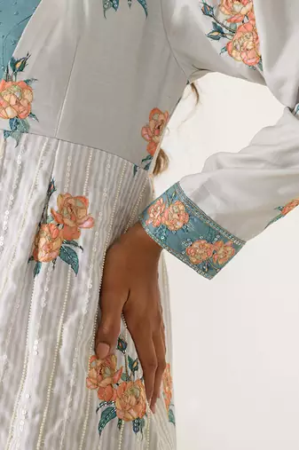 Striped Pista Cape Set