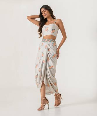 Pista Green Bralette & Lungi Set 1