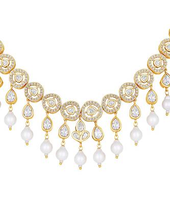 Pearly White Necklace Set 4