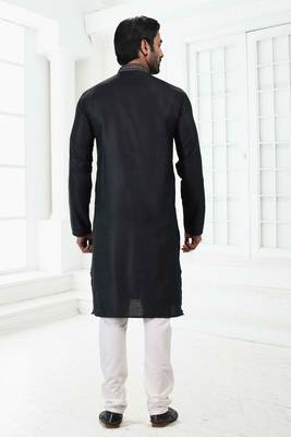 Black embroidered linen kurta-pajama 2