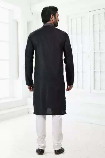 Black embroidered linen kurta-pajama