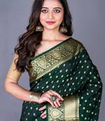 Semi Vanarasi silk saree