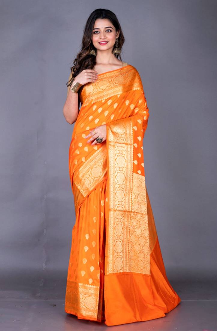 Semi Vanarasi silk saree