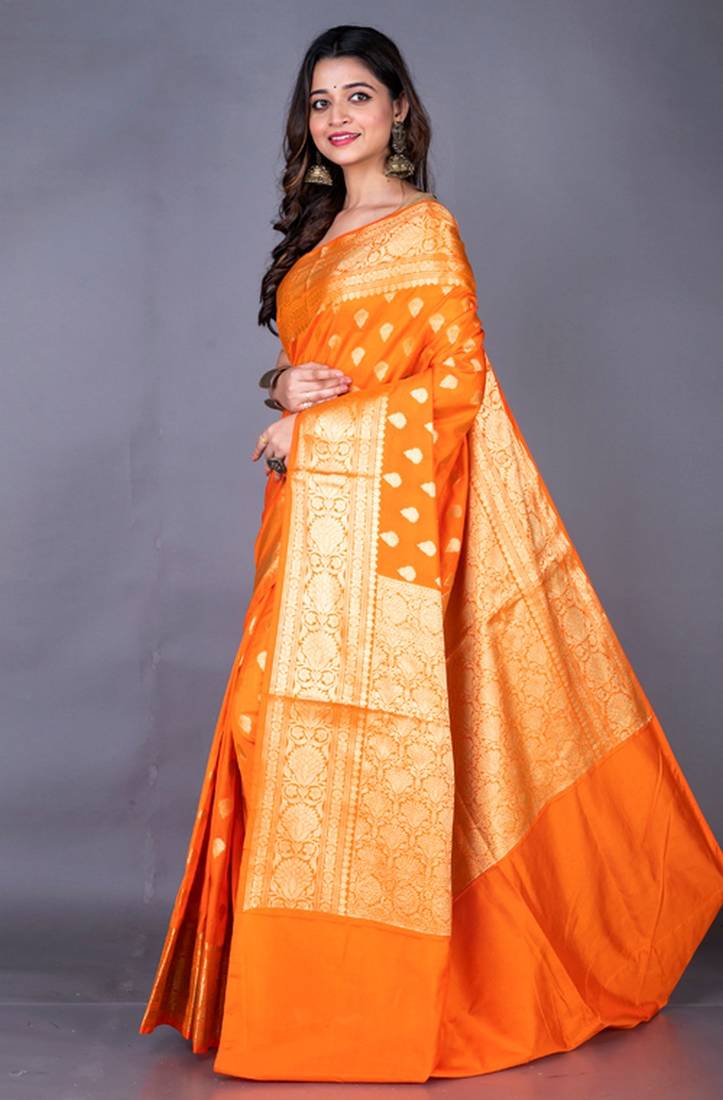 Semi Vanarasi silk saree