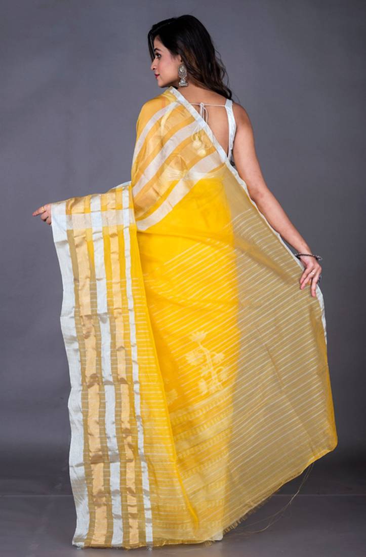 Vanarasi tissu heavy border zari saree