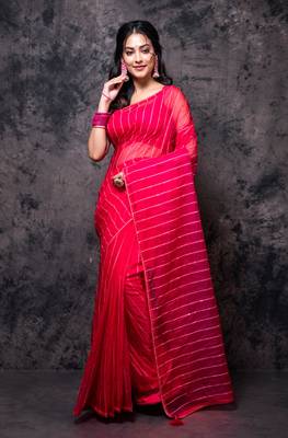 Organza saree with plain blouse 1