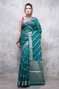 Cotton pink zari minabutti saree