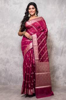 Cotton pink zari minabutti saree