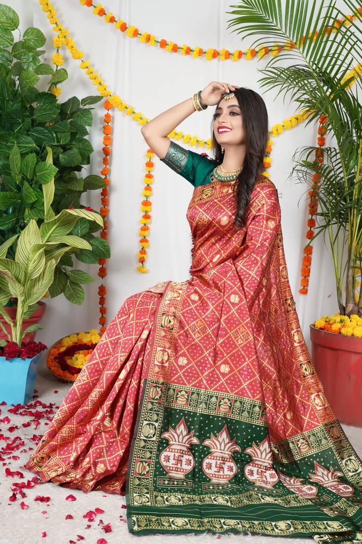 RED & GREEN BANDHANI PATOLA SAREE 