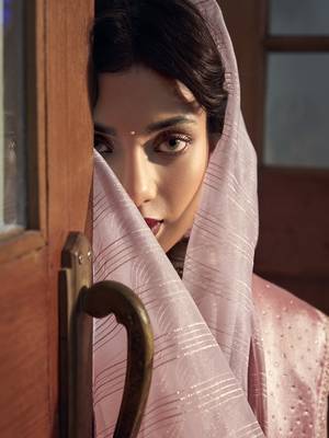 Stylee Lifestyle Pink Organza Woven Saree 4
