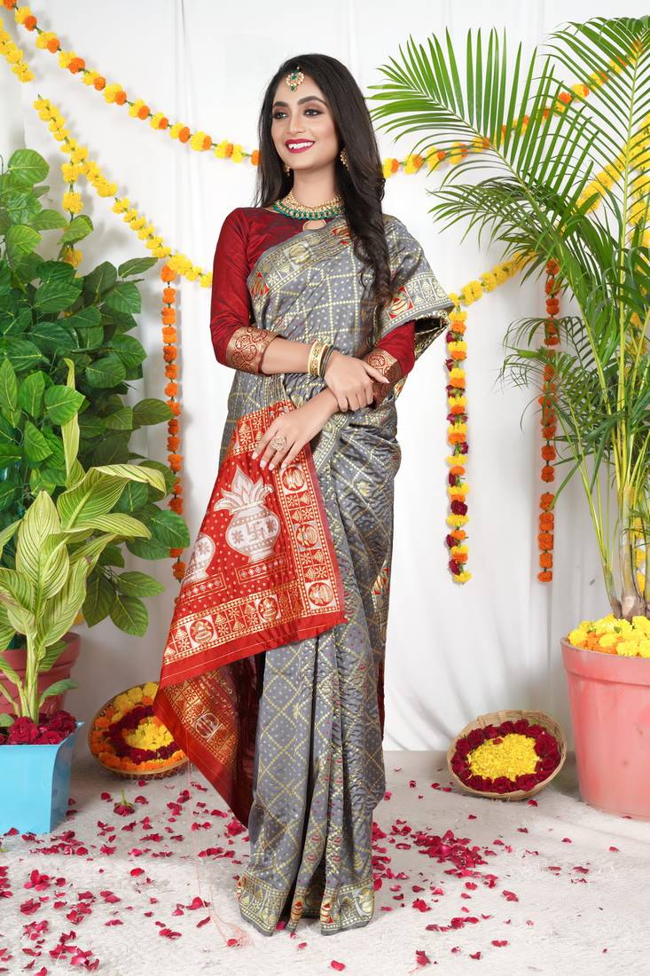 GREY BEAUTIFUL PATOLA BANDJNI INDIAN WEDDING SAREE 