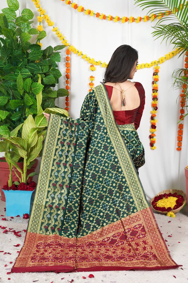 GREEN BANDHANI PATOLA SAREE 