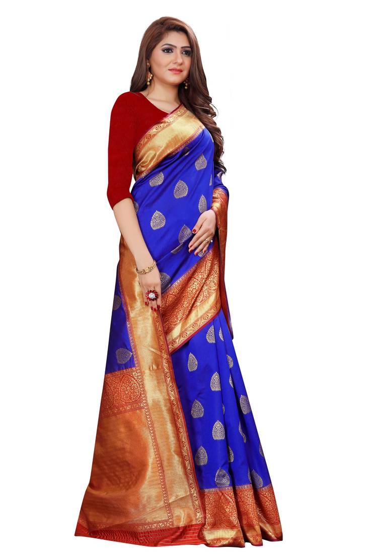 Black & Gold Zari Woven Kanjivaram Saree With Blouse