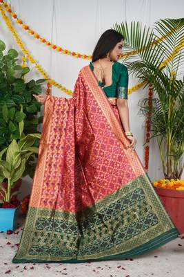 RED BANDHANI PATOLA BEAUTIFUL SAREE  2