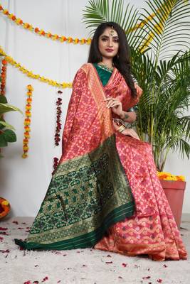 RED BANDHANI PATOLA BEAUTIFUL SAREE  3