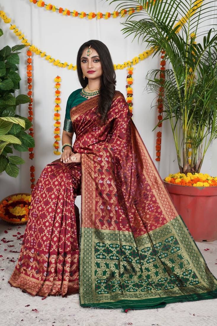 RED BANDHANI PATOLA BEAUTIFUL SAREE 